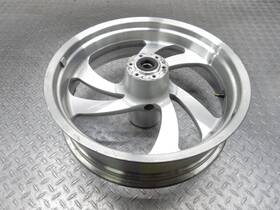1520678 Victory 2005 04-05 Kingpin Rear Back Wheel Rim 18x5 Straight True Video Oem