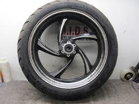 1521153-266 Victory 09 - 17 Vegas 8-ball 8 Ball Rear Rim Wheel With Metzler Tire