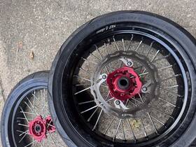 W9-blk-pur-hon-sm Warp 9 Elite Supermoto Wheel Honda Black Red Tubeless Rim