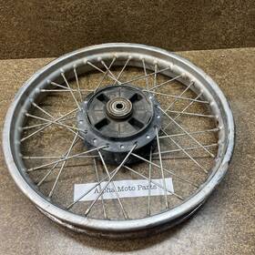 000102311 Yamaha 90 Rt100 Rear Wheel 16in Rim 1990