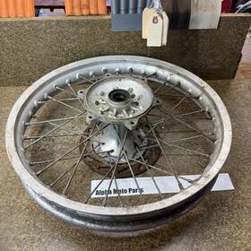 00020020111 Yamaha 97 Yz250 Rear Wheel Needs Bearings 19in Rim 1997