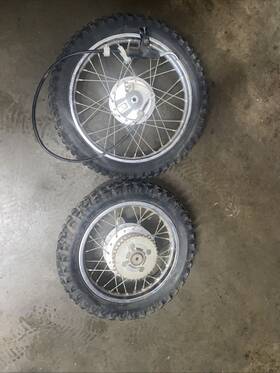 080610644 Yamaha 2002 Ttr 90 Front Rear Rim And Tires Oem