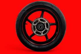 17d-25338-00 Yamaha Used 2008-2016 2013 Yzf-r6 Rear Wheel With Rotor Sprocket And Tire