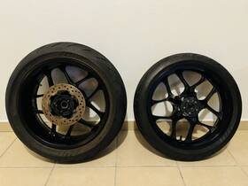 Yamaha 286025139295 2015-2024 Yzf R1 Magnesium Wheels