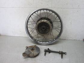 438-25611-00-00 Yamaha 1974 Dt360a Rear Wheel With Brake And Axle 438-25611-00-00 Yamaha 1974 Dt360a Rear Wheel With Brake And Axle