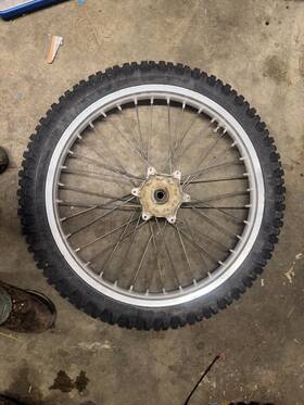 4ew2511100 Yamaha 93-95 Yz-250 Yz-125 Front Wheel