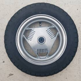 50m-25168-21-35 Yamaha Riva 125 Front Wheel With Tire