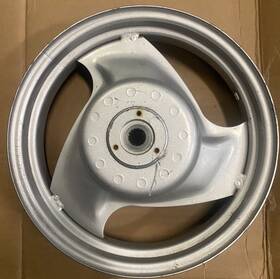 5kn-25390-01-35 Yamaha 2004 Vino Classic Yj50 Oem Rear Rim 5kn-25390-01-35 Yamaha 2004 Vino Classic Yj50 Oem Rear Rim
