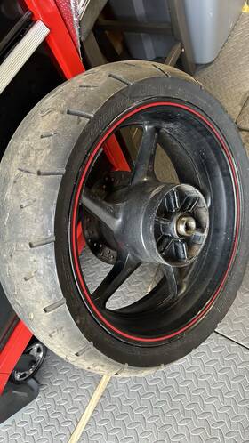 5mt-25398-20-00 Yamaha 2008 Yzf R1 Rear Wheel 17x6 Straight Back Rim Oem