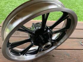 5s7-25168-01-00 Yamaha 2009-2017 Vstar 950 1300 Oem 18 Inch X 3-1/2 Front Wheel Pt#
