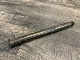 5vx-25381-10-00 Yamaha 5vx-25381-00-00 2004 2005 2006 Fz6 Rear Wheel Rim Axle