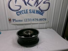 Yamaha 5vy-25358-00-986 2014 Yzf R1 Black Rear Wheel