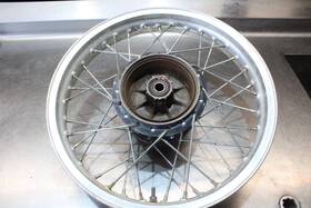 94332-17112-00 Yamaha 1981 Xt250 Rear Wheel Assembly 17x3.5