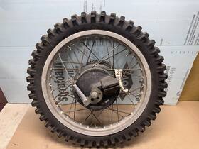 94418-18199-00 Yamaha 77 78 Dt400 Rear Rim With Sprocket And Hub