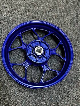Bs7-f5338-10-p0 Yamaha Oem R3 Mt03 Rear Wheel 2023-2025 Slight Scratch