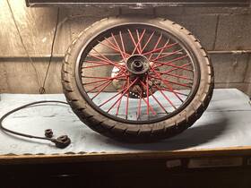 J21x1.60 Yamaha 1988yamaha Xt350 Xt 350 Front Wheel Rim And Tire 87-91