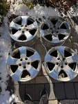 18X8 Chrome Grand Cherokee Rims. Fixed Price $200.00.