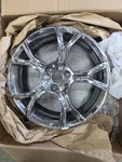 *can-am Chrome Wheel For Spyder F3 706203606. Fixed Price $320.00.