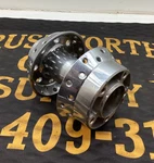 Oem Harley Aluminum 40 Hole Front Wheel Hub 01N G8 Softail Dyna 08 - Up. Fixed Price $90.00.
