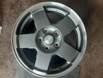 Jeep Commander 17" 2006-2010 Factory Oem Alloy Wheel 9096 PN#5JS92TRMAB X 127. Fixed Price $55.00.